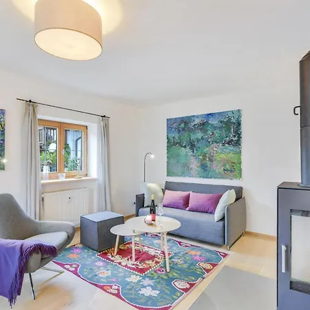 Apartment Ferienwohnung Sunnseitn Alte Gendarmerie Ubersee